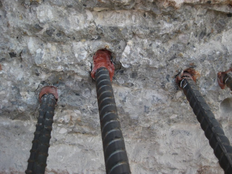 Chi tiết quy trình thi công keo cấy thép đúng kỹ thuật