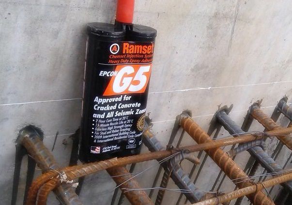 Keo cấy thép là gì ? Ứng dụng của keo cấy thép trong xây dựng